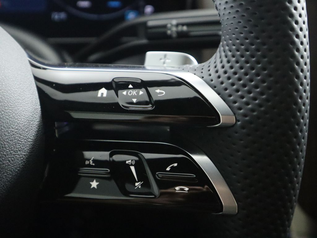 Thumbnail: 2026 Mercedes-Benz GLC - 13