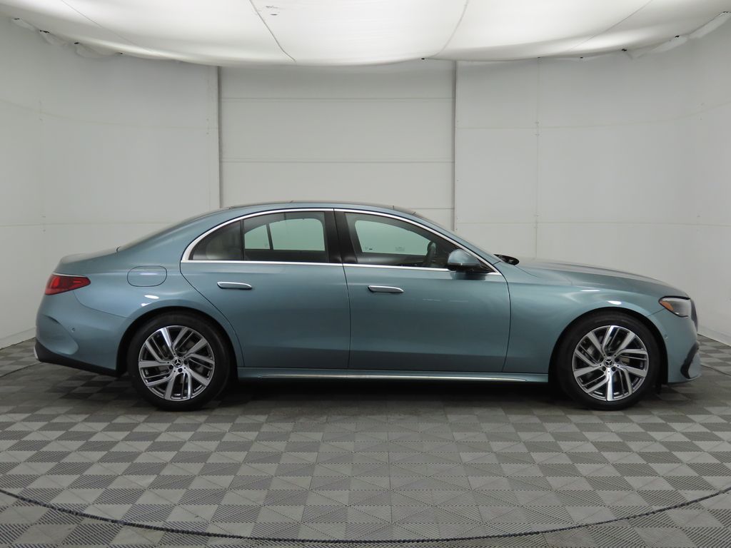 Thumbnail: 2026 Mercedes-Benz E-Class - 4