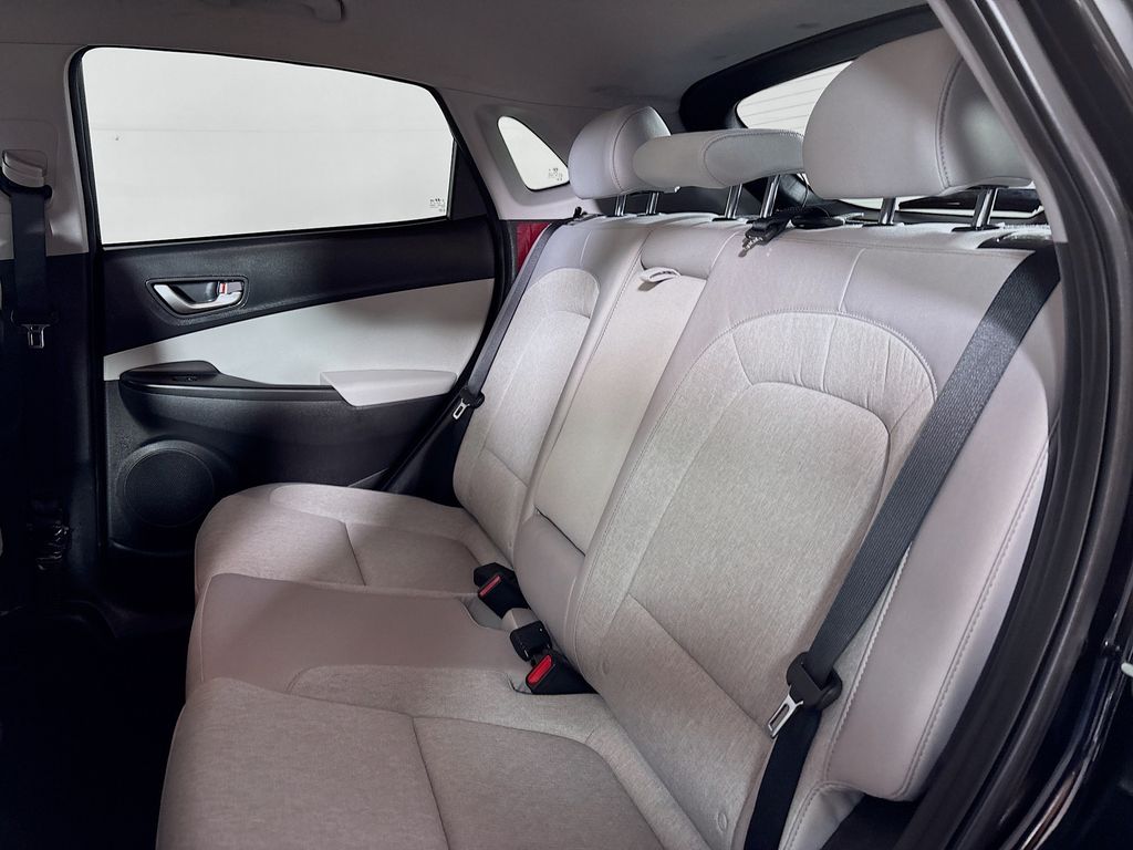 2023 Hyundai Kona Electric SE