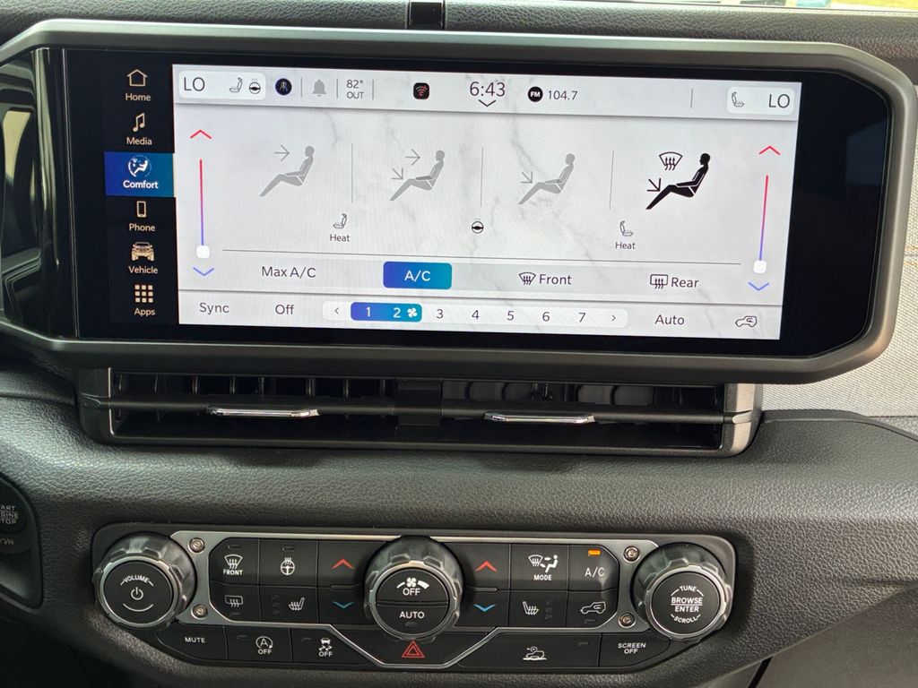 View vehicle photo 4