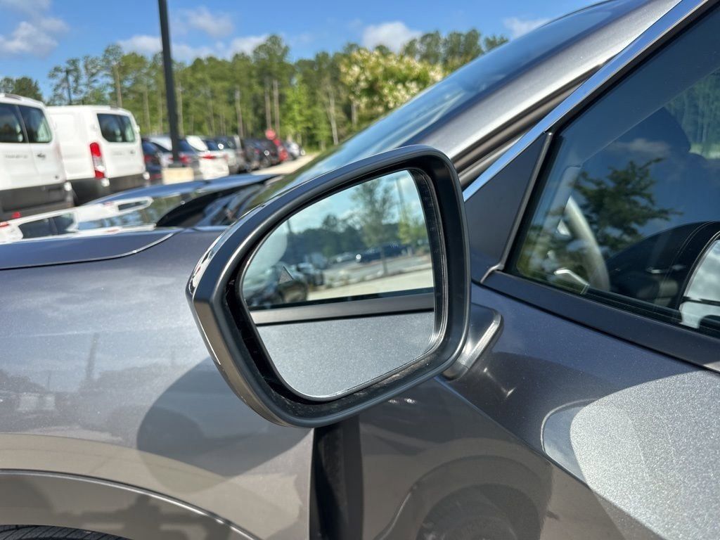 2025 Gun Metallic Nissan Kicks SV FWD SUV