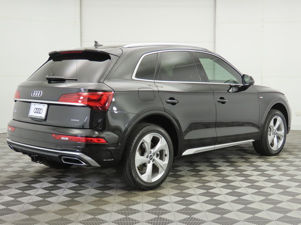 2022 Audi Q5 e Prestige 5