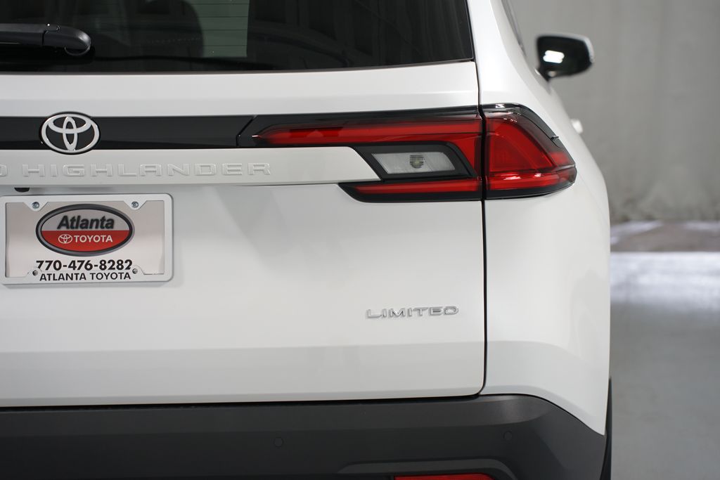 Thumbnail: 2026 Toyota Grand Highlander - 10