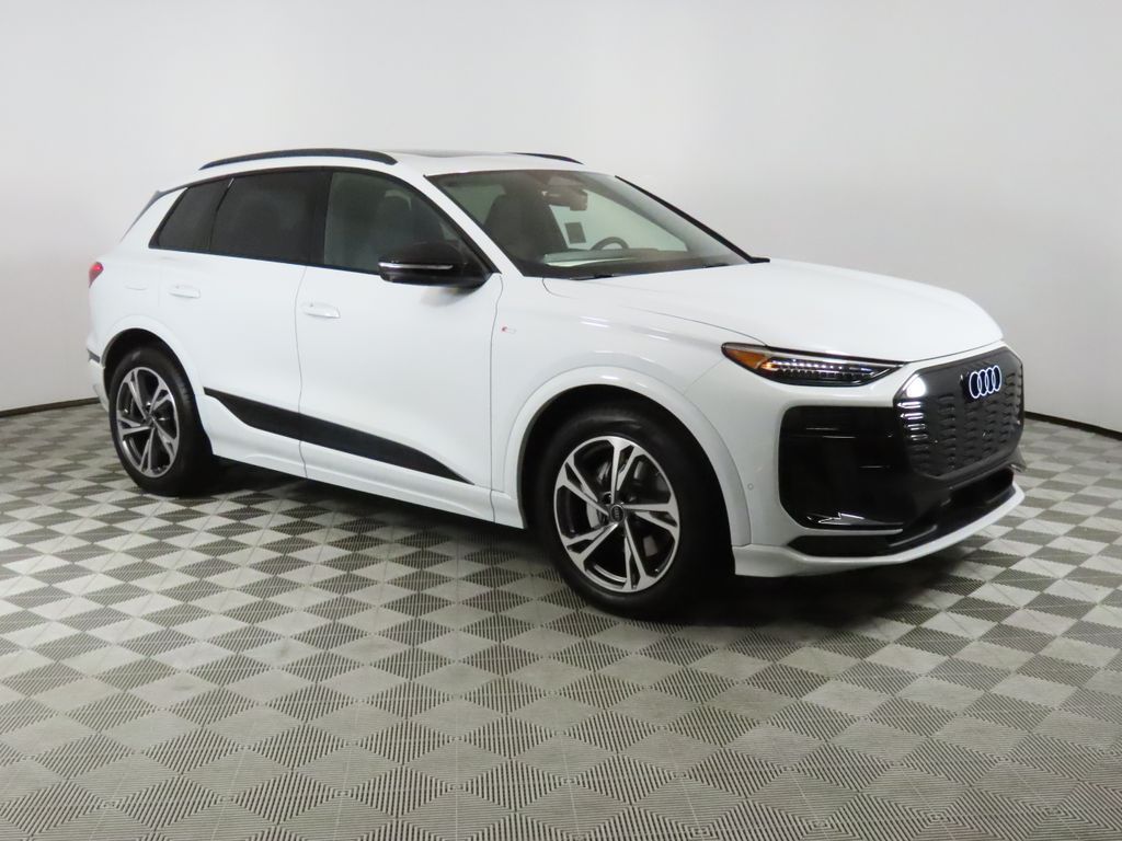 Thumbnail: 2027 Audi Q6 e-tron - 7