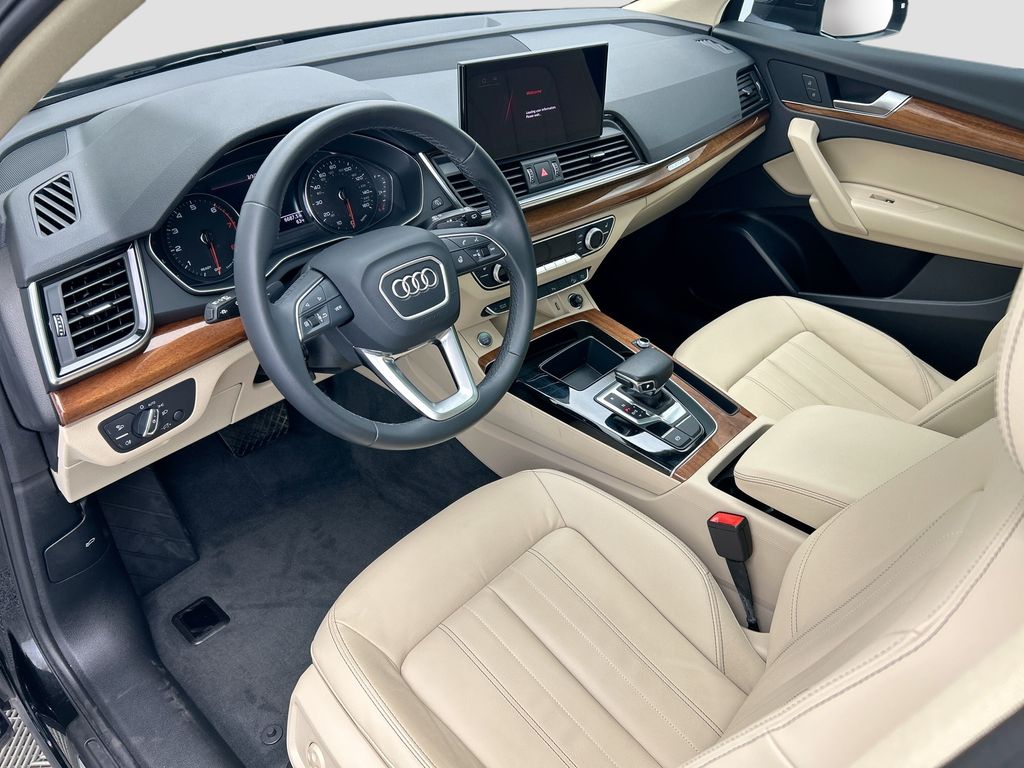 Thumbnail: 2023 Audi Q5 - 9