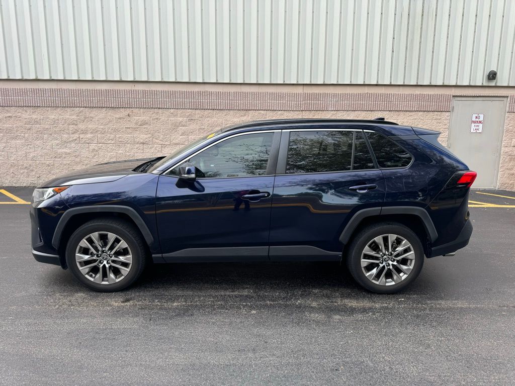 2020 Toyota RAV4 XLE Premium 2