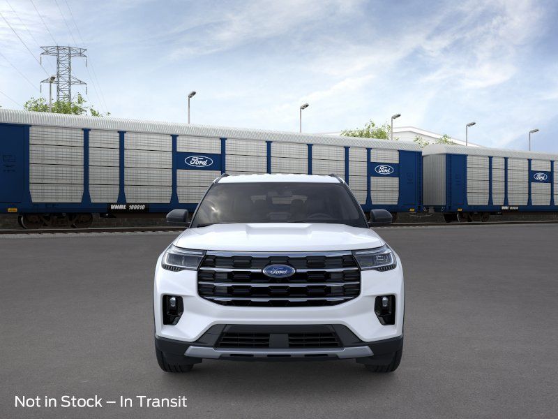 New 2026 Star White Metallic Tri-Coat Ford Active image 6