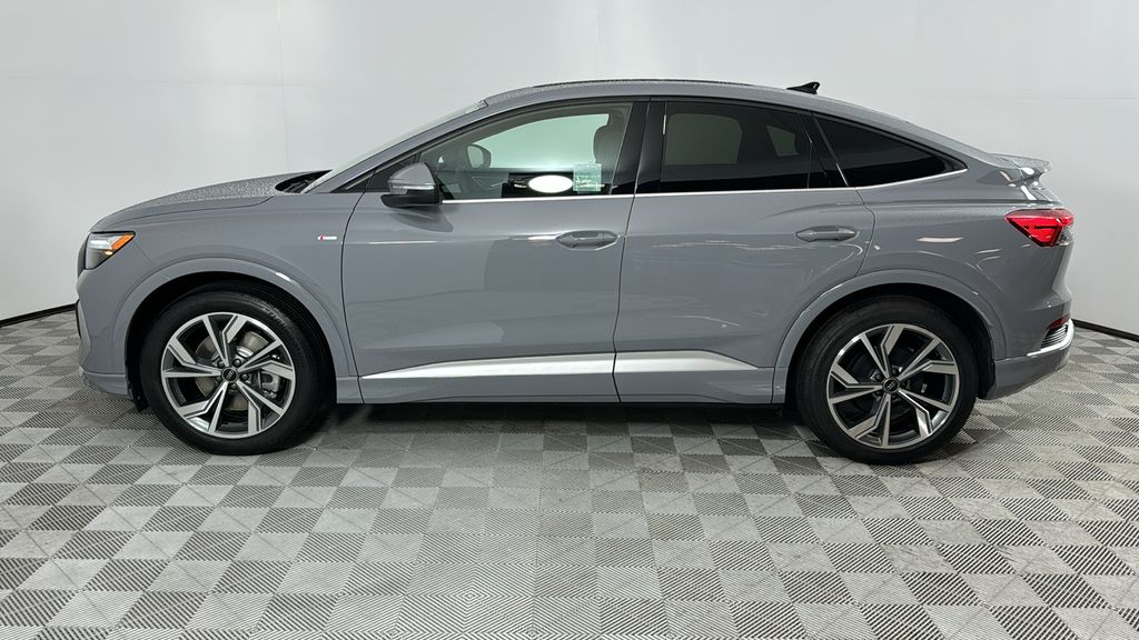 2025 Audi Q4 e-tron  2