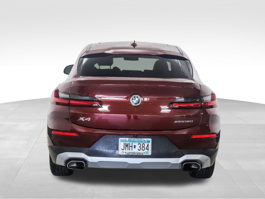 Thumbnail: 2023 BMW X4 - 4