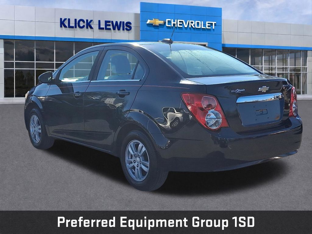 2015 Chevrolet Sonic LT - 4