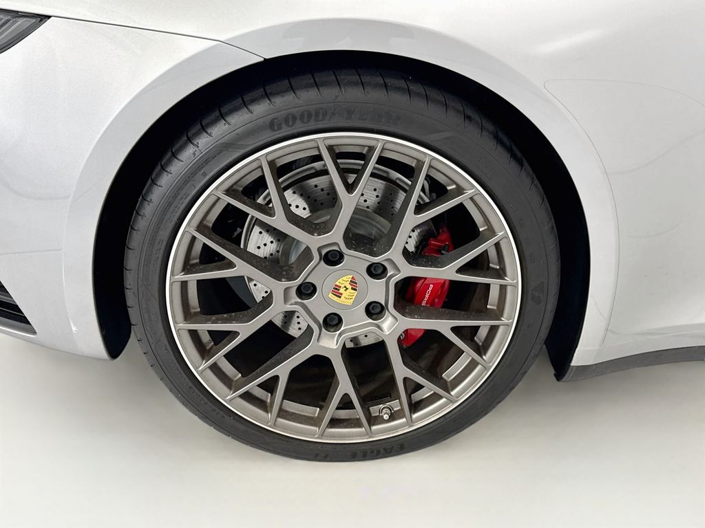 Thumbnail: 2020 Porsche 911 - 28