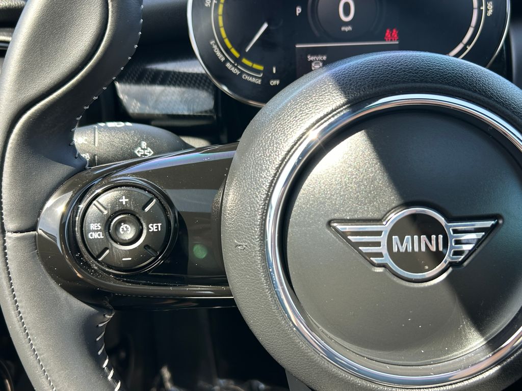2021 MINI Cooper SE 20