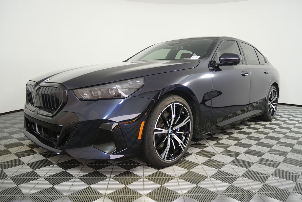 Thumbnail: 2025 BMW 5 Series - 7