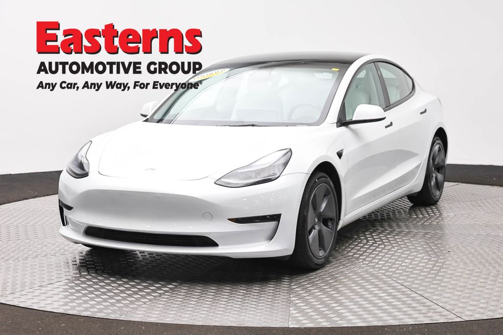 White 2023 Tesla Model 3 RWD Sedan Rear-Wheel Drive 1-Speed Automatic