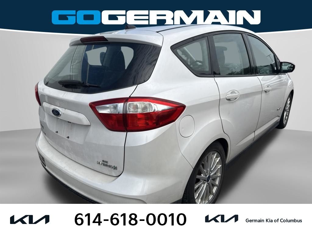 Used 2013 White Ford SE image 4