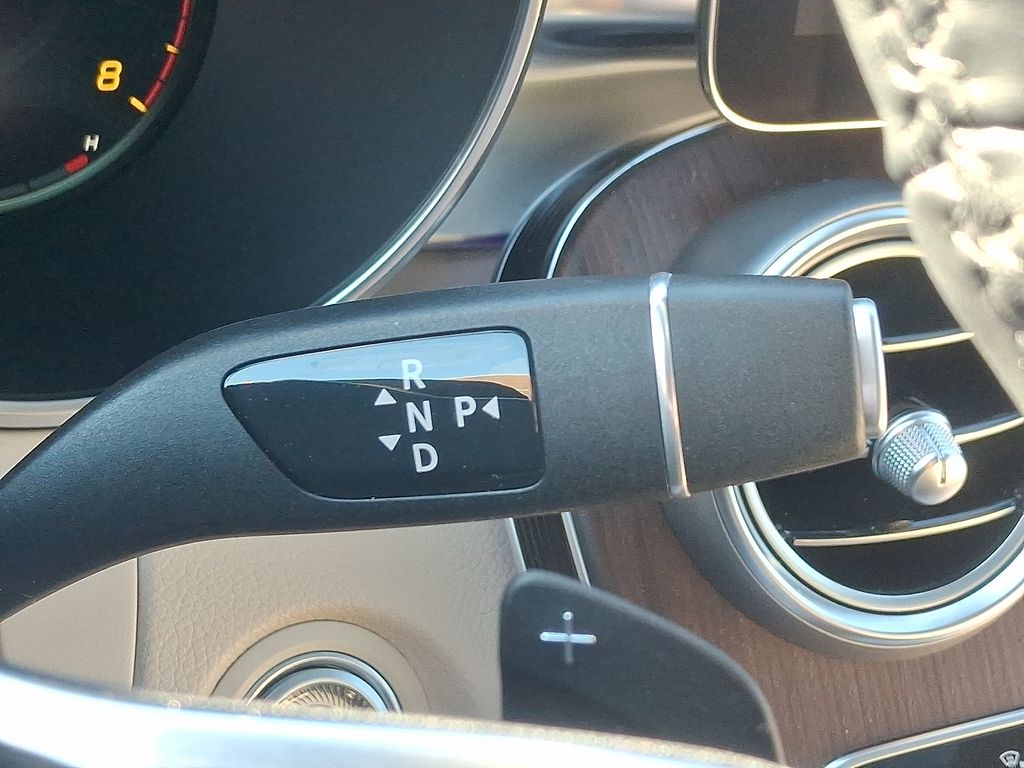 Thumbnail: 2021 Mercedes-Benz GLC - 15