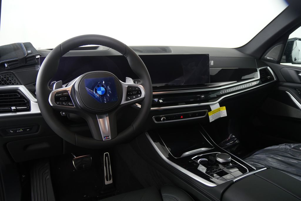 Thumbnail: 2026 BMW X5 - 17