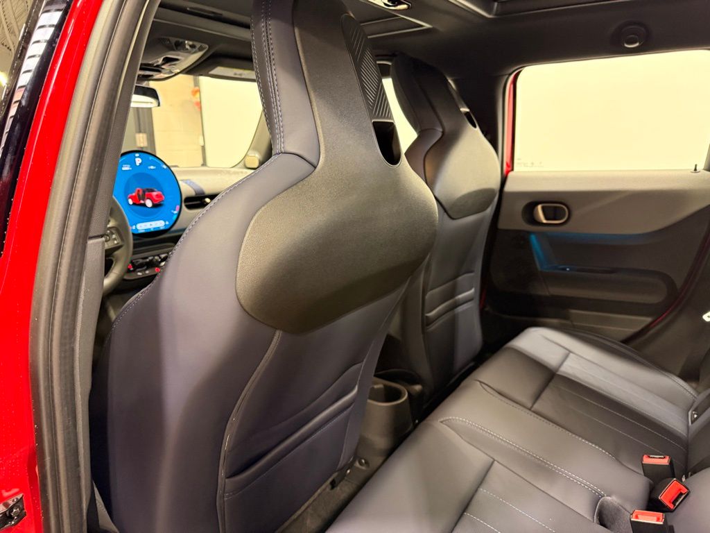 Thumbnail: 2026 MINI Cooper - 20