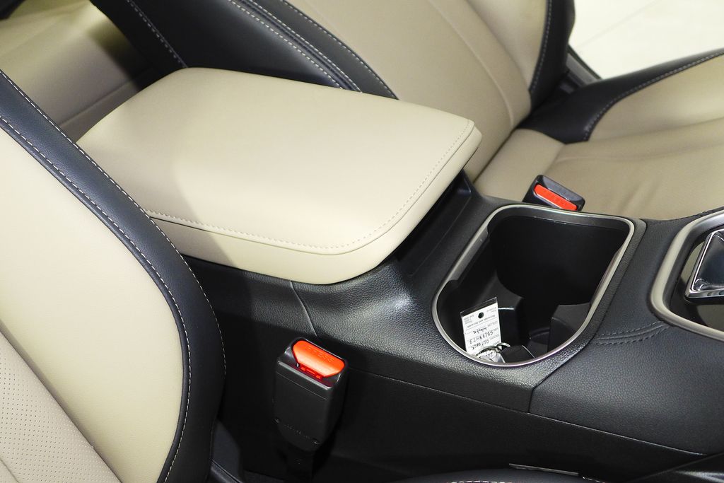 Thumbnail: 2025 Subaru Outback - 16