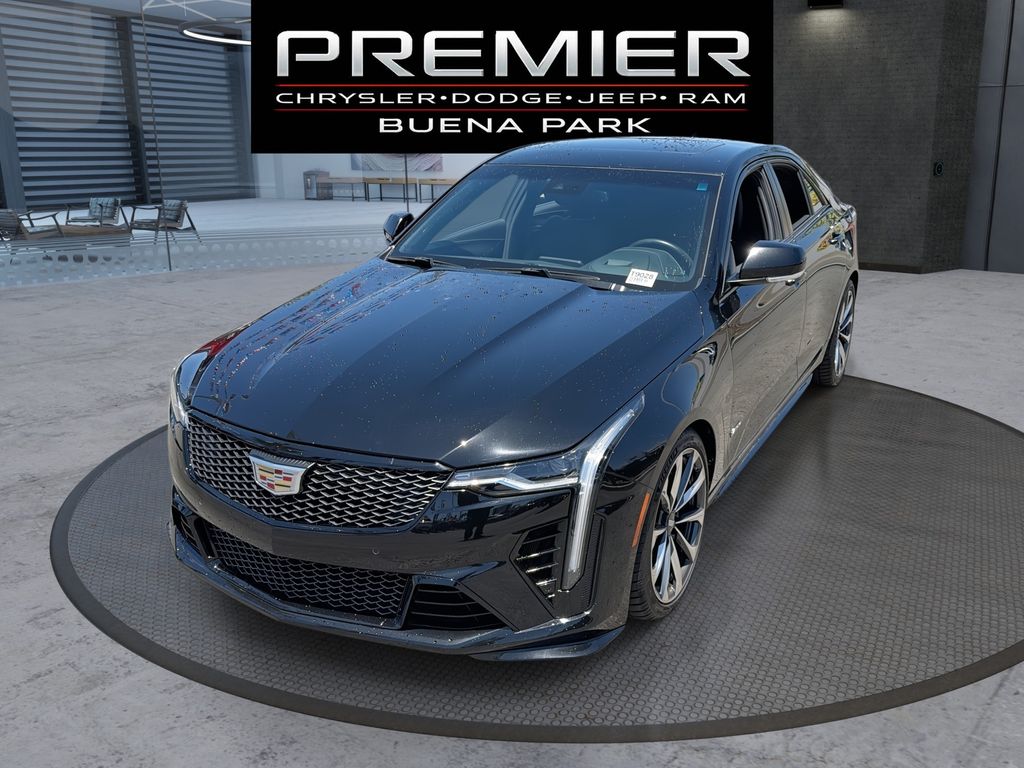 2023 Cadillac CT4