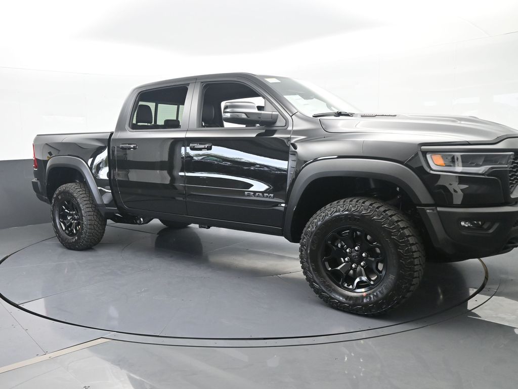 New 2026 Diamond Black Crystal Pearlcoat Ram RHO image 8