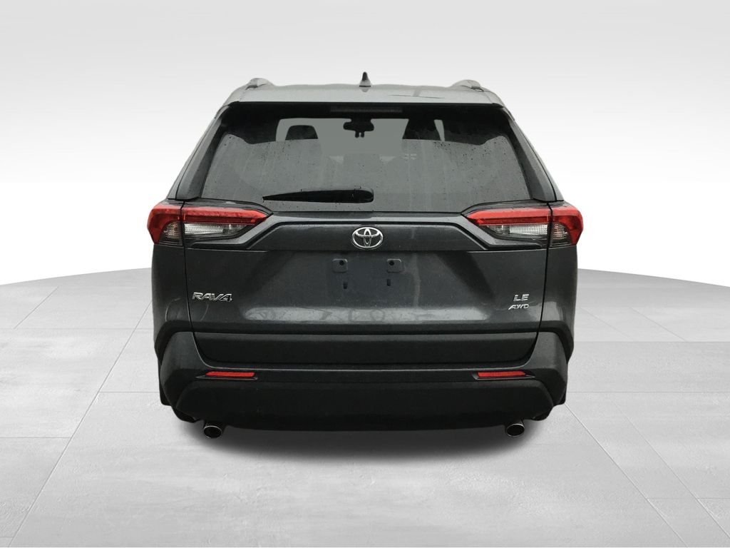 Thumbnail: 2021 Toyota RAV4 - 4