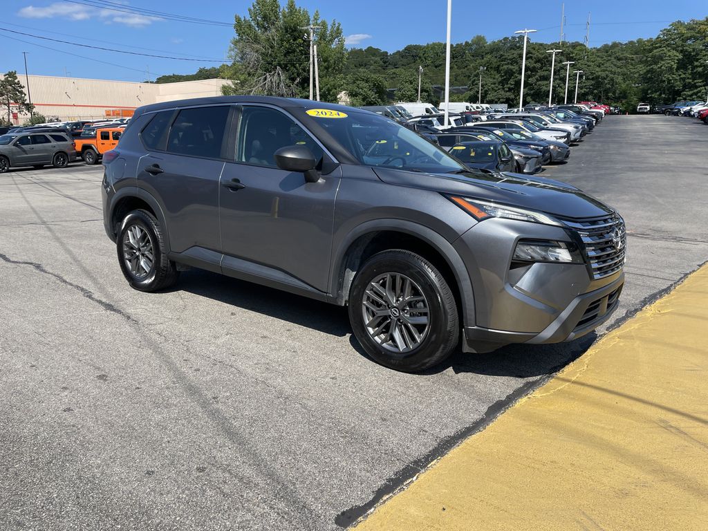 Used 2024 Nissan Rogue SUV