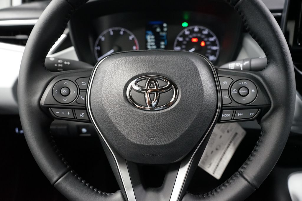 Thumbnail: 2025 Toyota Corolla - 12
