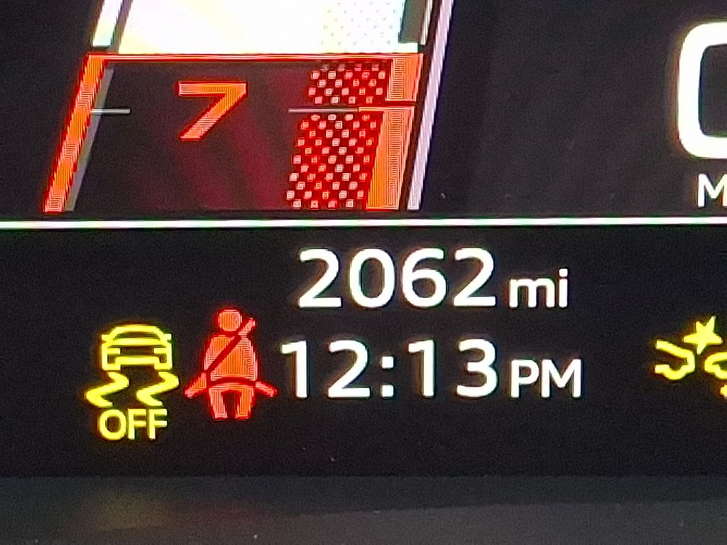 Thumbnail: 2026 Audi RS Q8 - 21