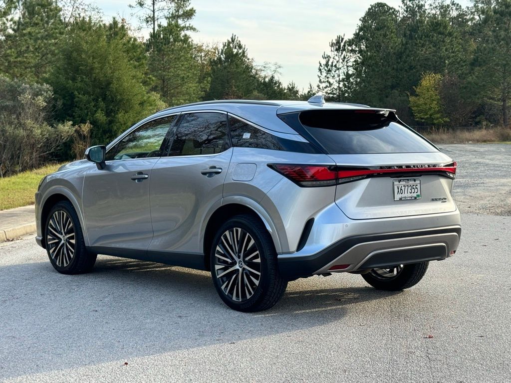 2023 Lexus RX 350h Premium Plus 11