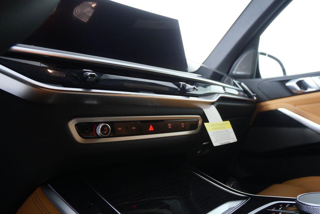 Thumbnail: 2026 BMW X5 - 20