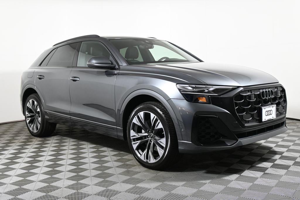 2025 Audi Q8  8