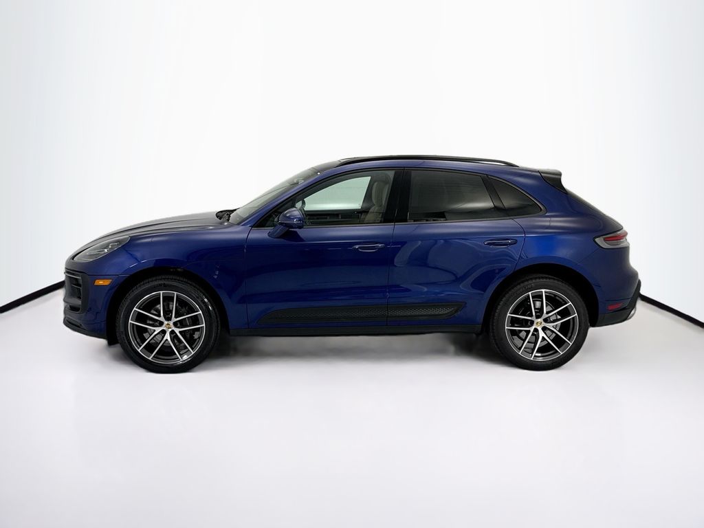 Thumbnail: 2024 Porsche Macan - 2