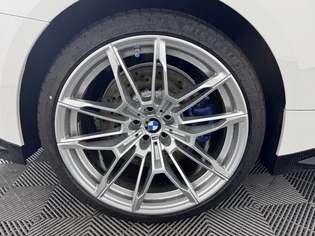 Thumbnail: 2025 BMW M4 - 9
