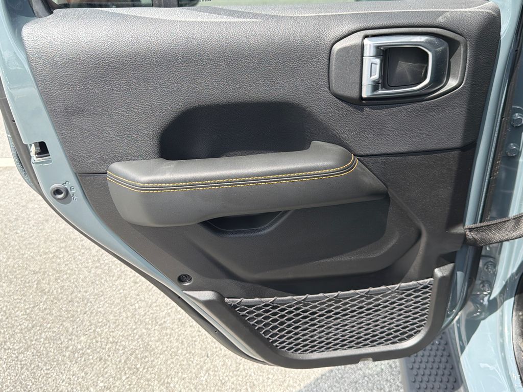 Used 2025 Gray Jeep Sahara 4xe image 21