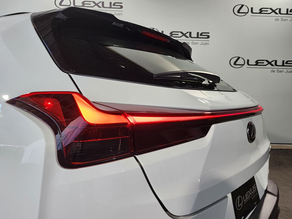 Thumbnail: 2026 Lexus UX - 10