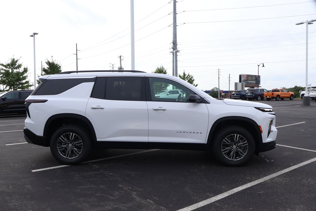 Thumbnail: 2026 Chevrolet Traverse - 7