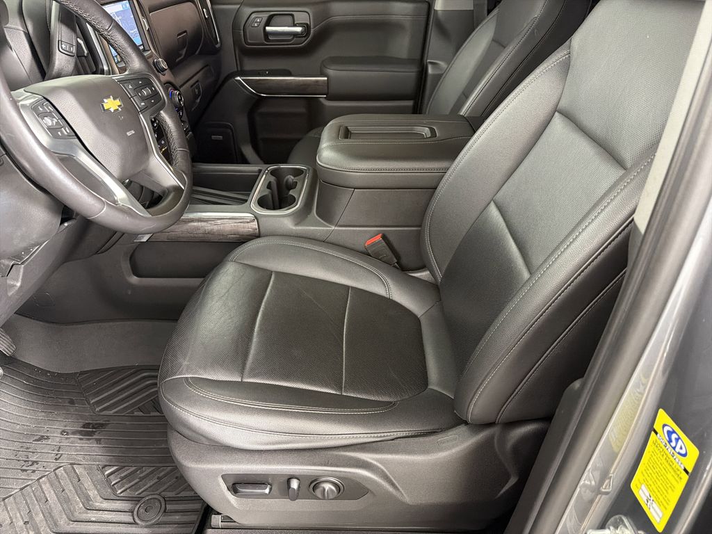 used 2021 Chevrolet Silverado 1500 car, priced at $45,977