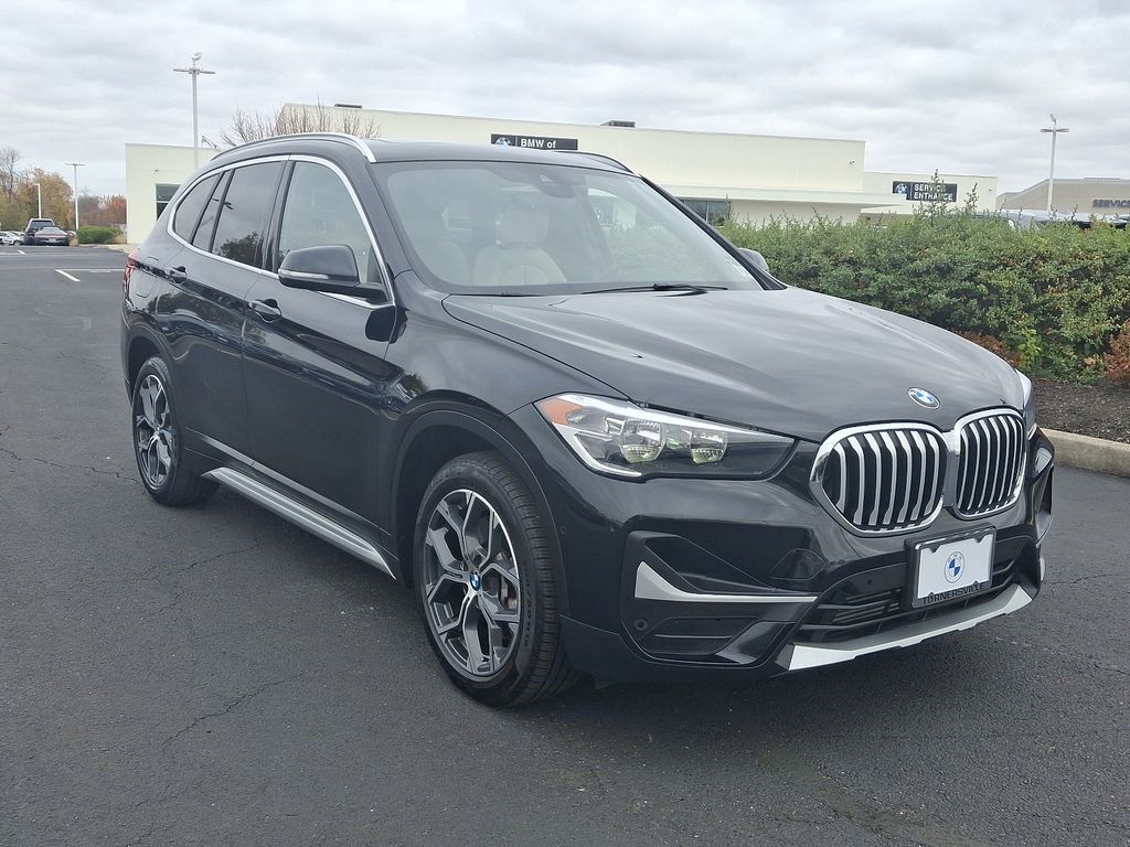 2021 BMW X1 xDrive28i 3