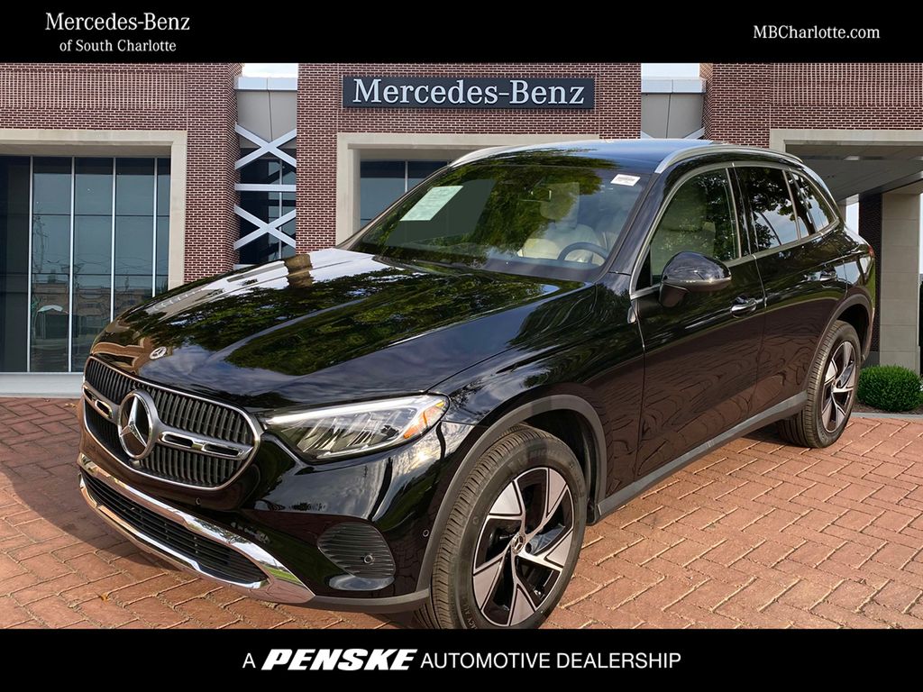 2024 Mercedes-Benz GLC 300 -
                Pineville, NC