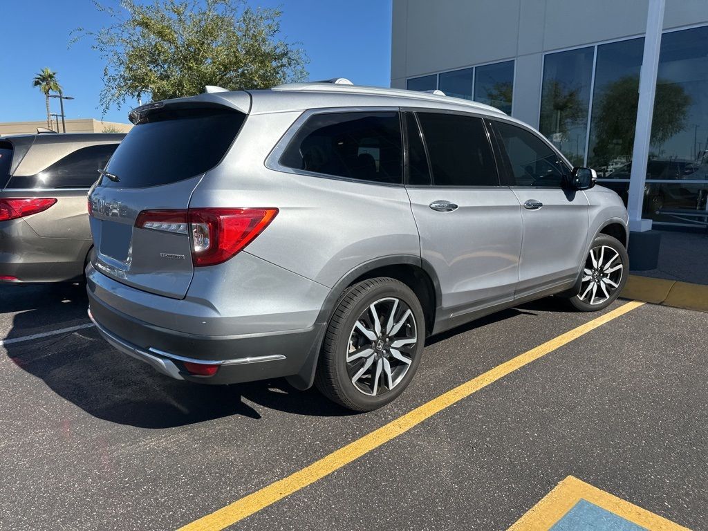 Thumbnail: 2019 Honda Pilot - 4