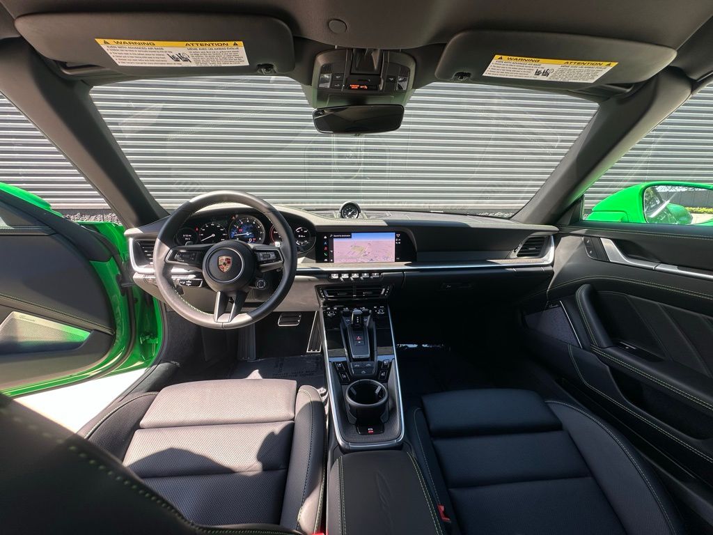 2023 Porsche 911 Carrera 4S 32