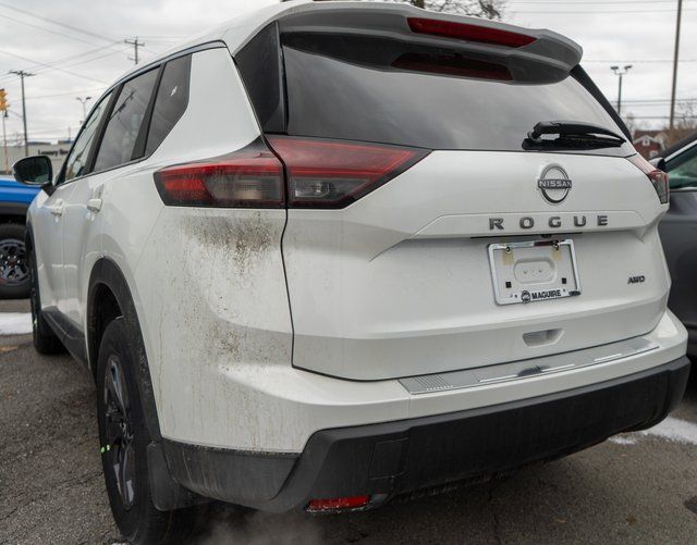 2026 Nissan Rogue SV - 6