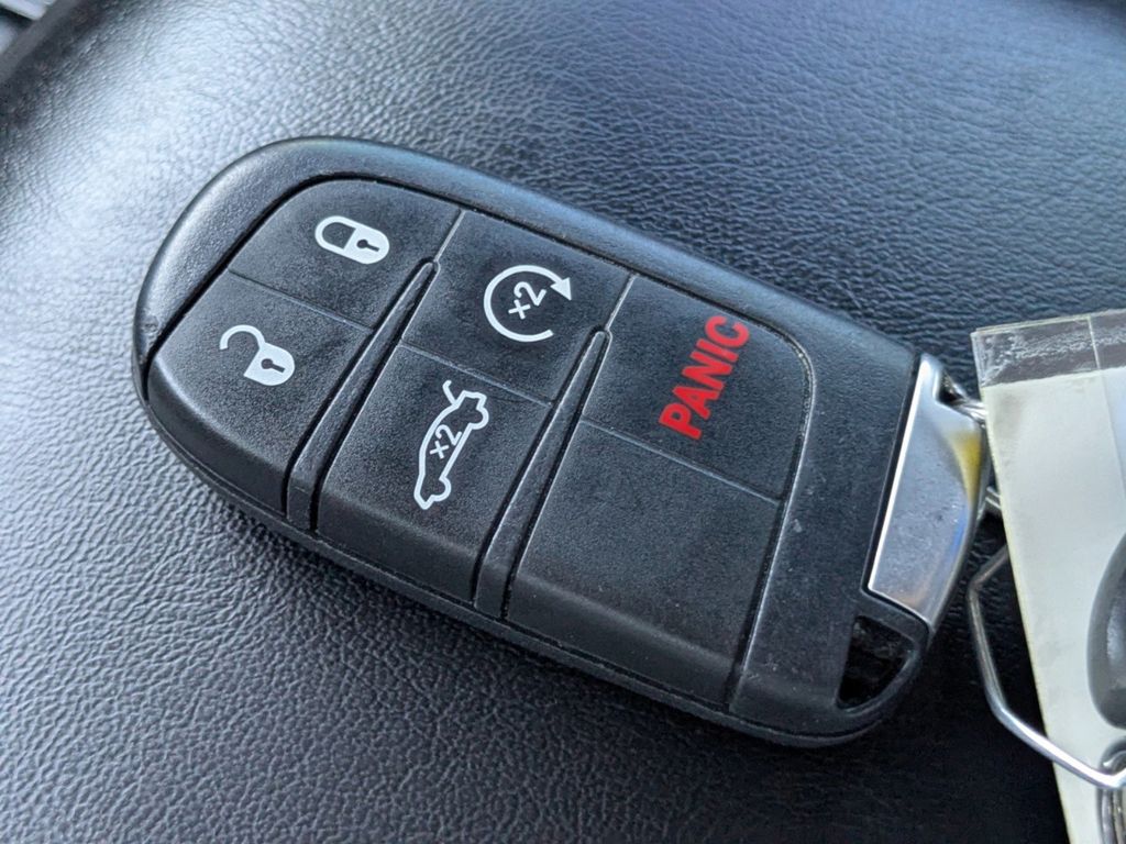 2021 Dodge Charger SXT RWD