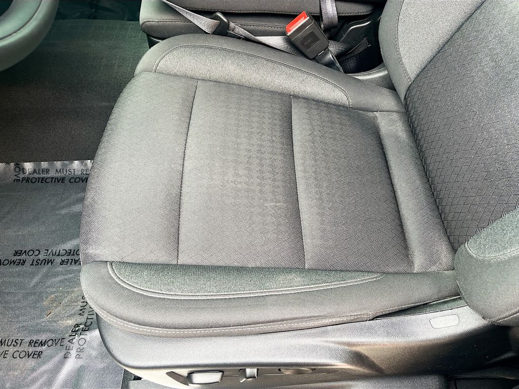Used 2023 White Chevrolet LT Trail Boss image 20