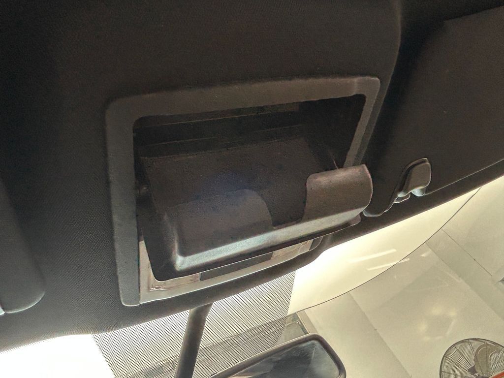 Used 2017 Shadow Black Ford Limited image 33