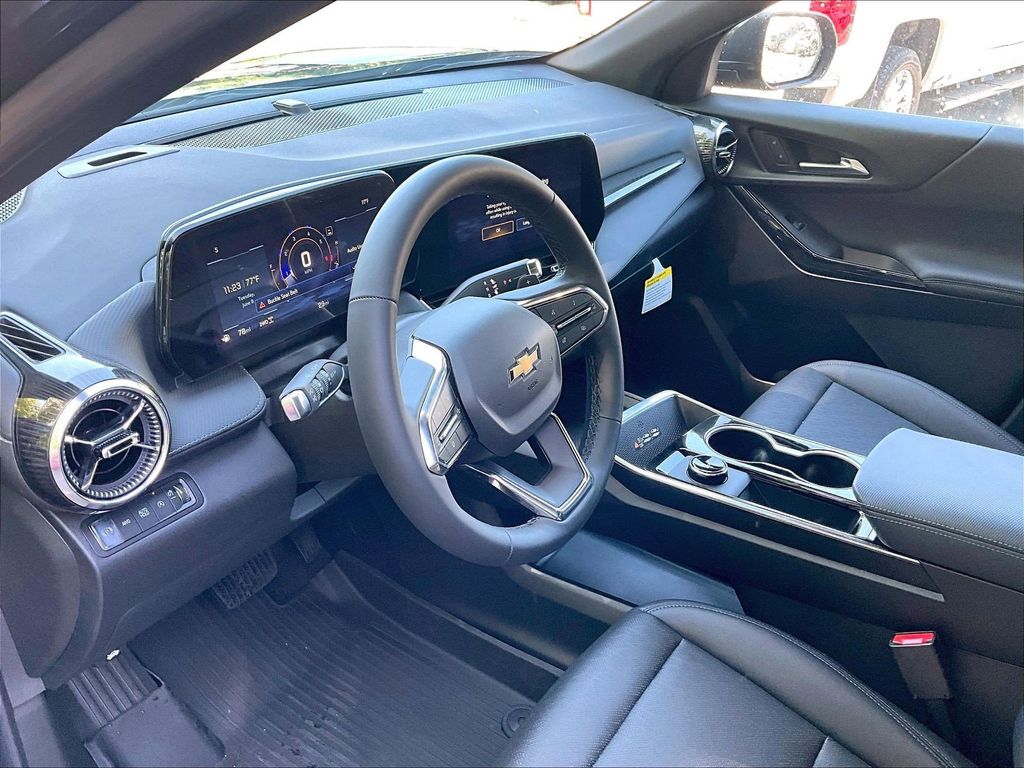2026 Chevrolet Equinox — photo 9