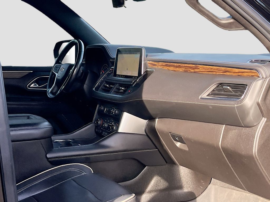 Used 2021 Black Chevrolet Premier image 32