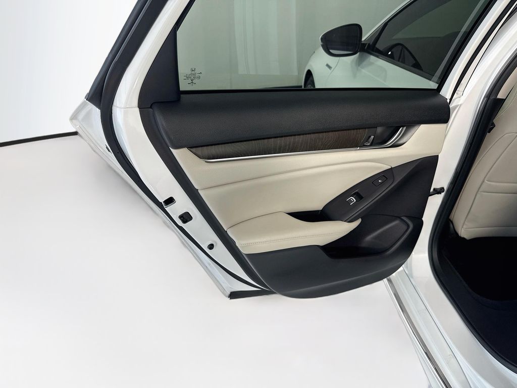 Thumbnail: 2021 Honda Accord - 26