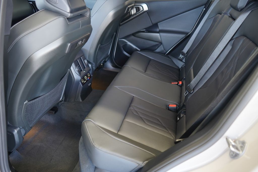 Thumbnail: 2026 BMW X3 - 19